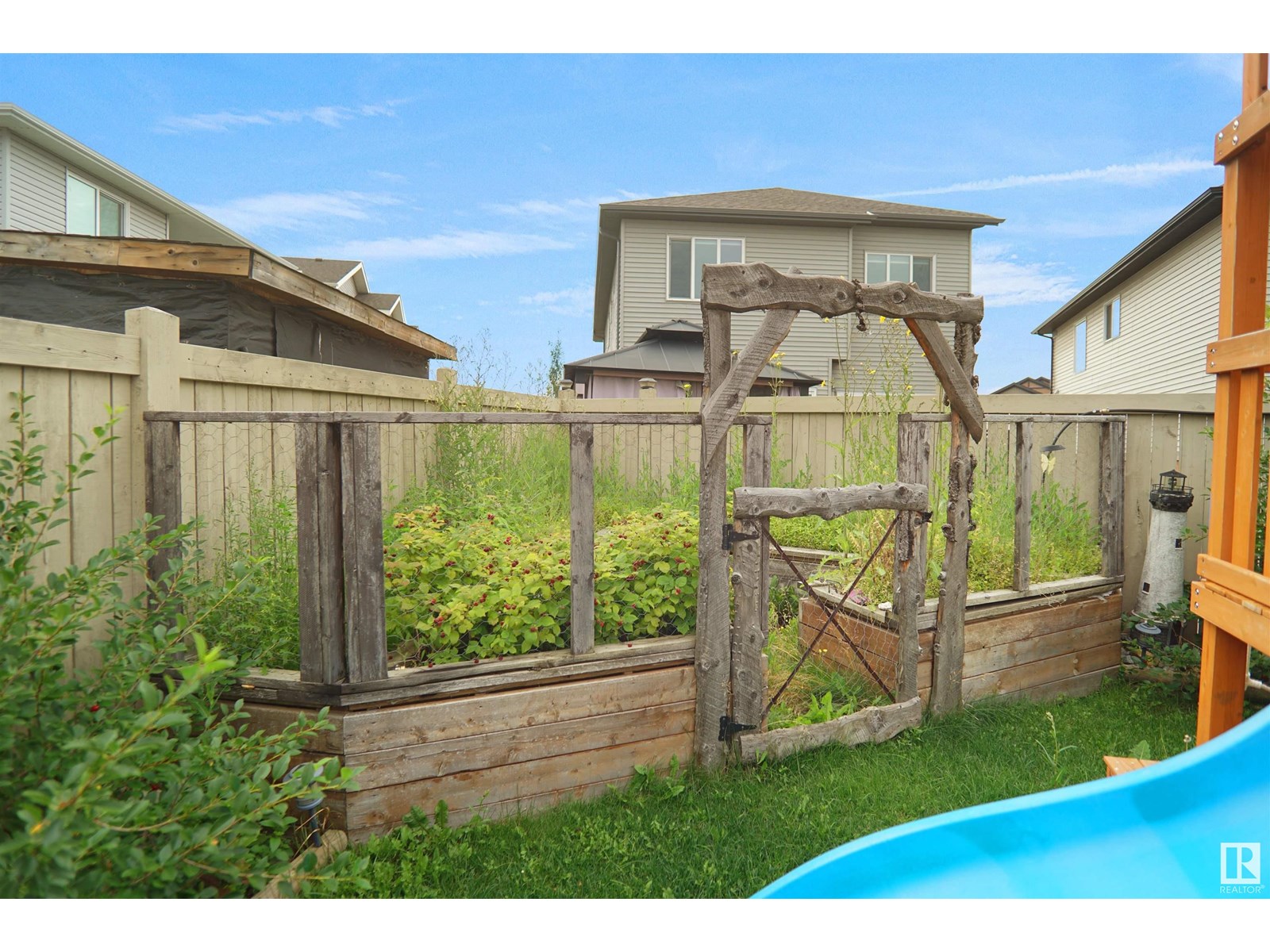 Photo 43 of 811 35 Av Nw, Edmonton AB
