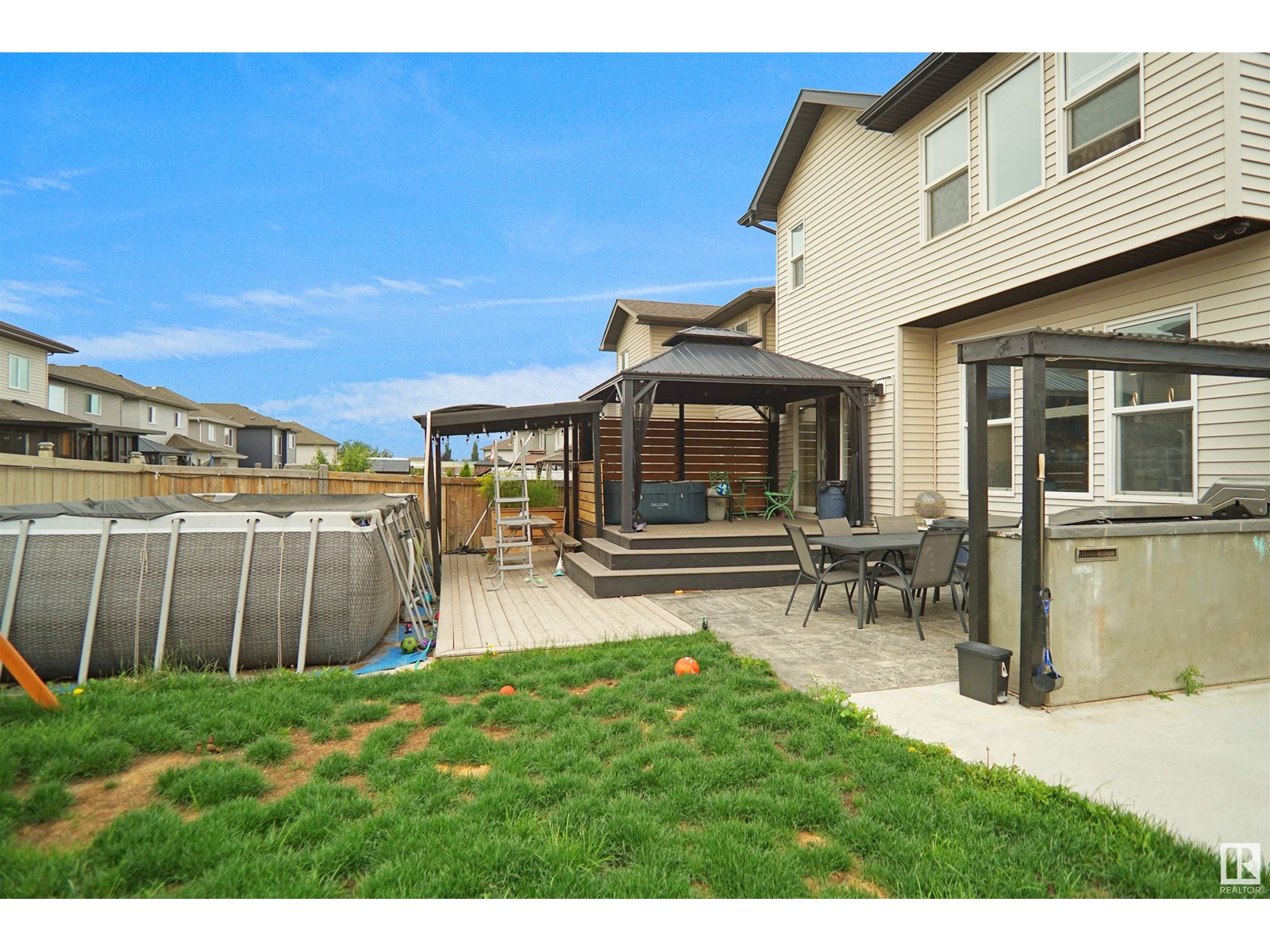 Photo 5 of 811 35 Av Nw, Edmonton AB