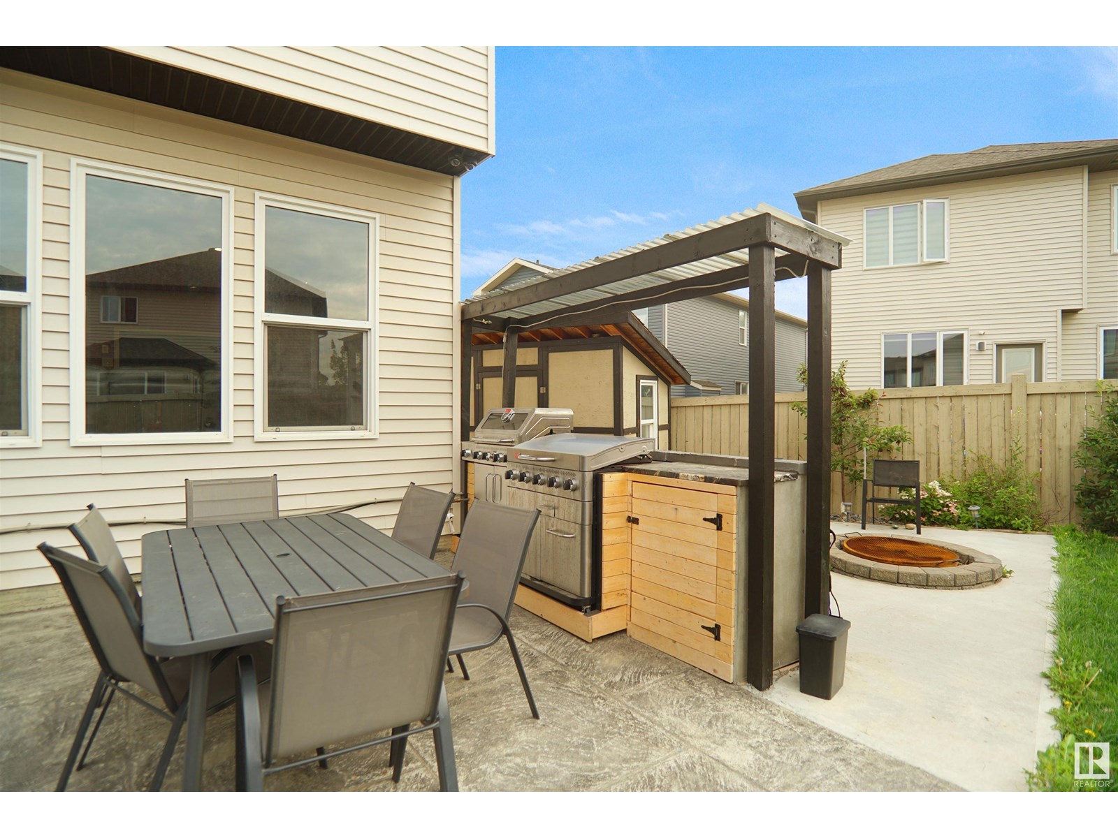 Photo 44 of 811 35 Av Nw, Edmonton AB