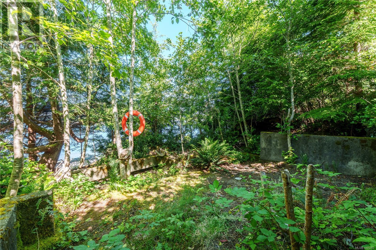 261 Cedar St, Tofino