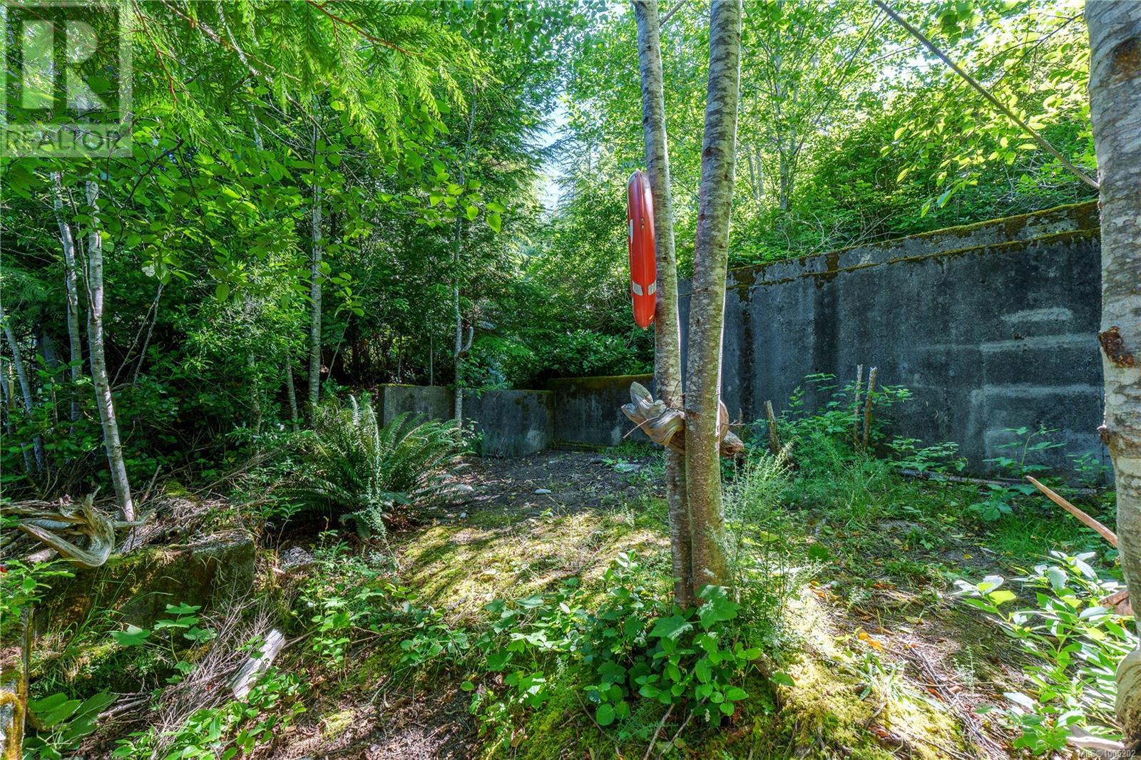 261 Cedar St, Tofino