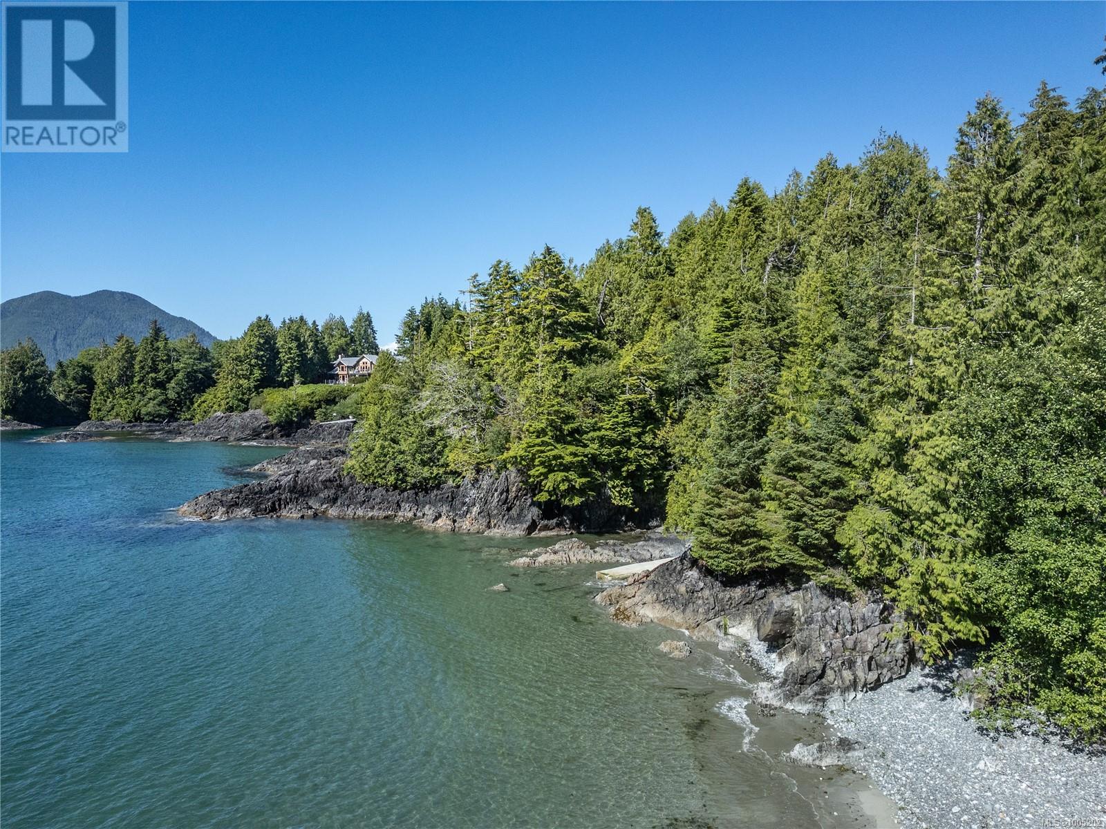 261 Cedar St, Tofino