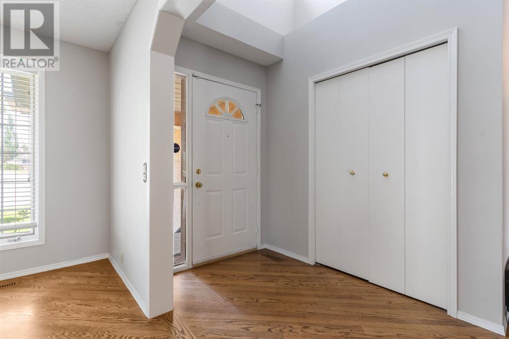 Single Family House for Sale in  Harvest Oak Green NE Harvest Hills Calgary 