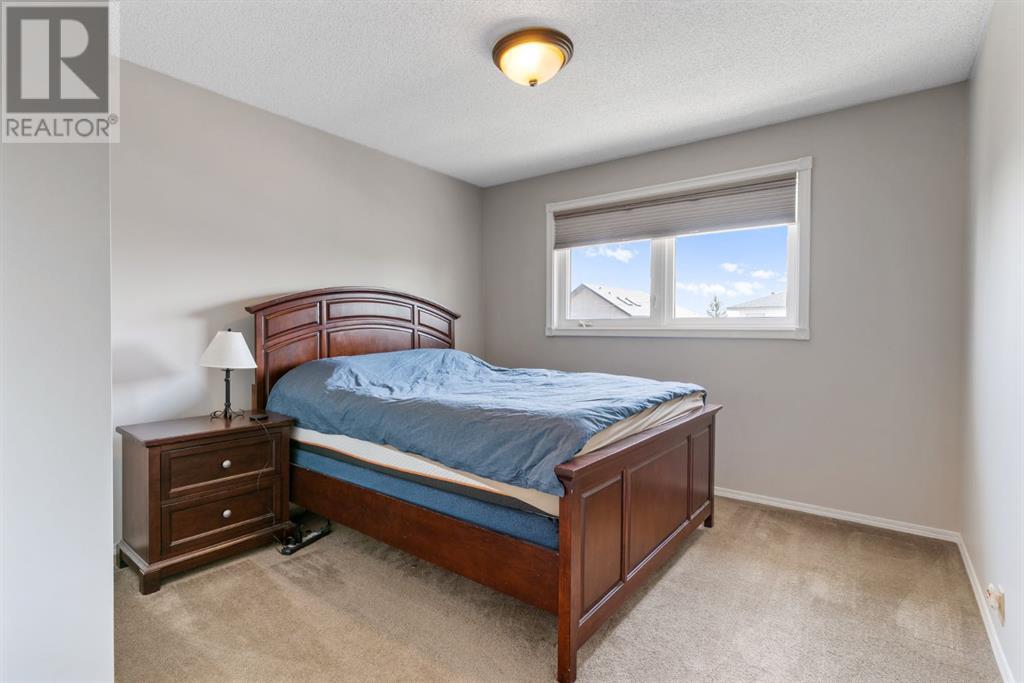 Single Family House for Sale in  Harvest Oak Green NE Harvest Hills Calgary 