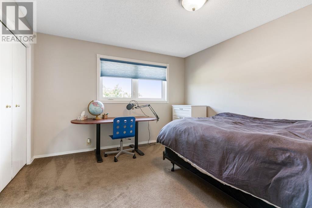 Single Family House for Sale in  Harvest Oak Green NE Harvest Hills Calgary 