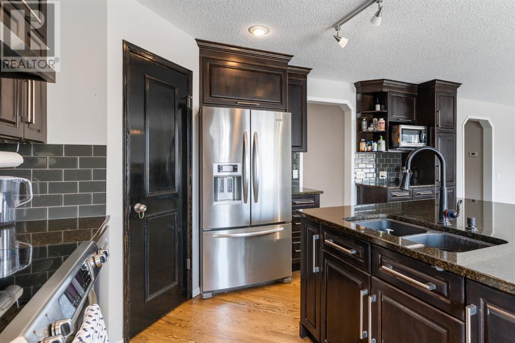 Single Family House for Sale in  Harvest Oak Green NE Harvest Hills Calgary 