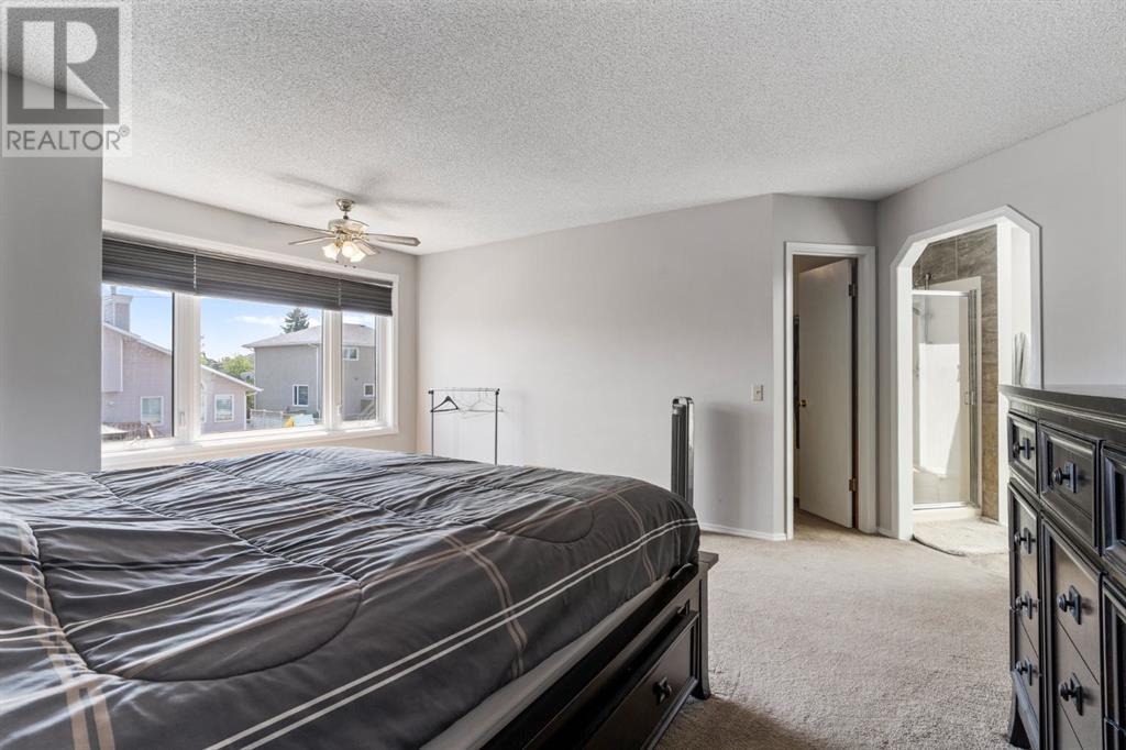 Single Family House for Sale in  Harvest Oak Green NE Harvest Hills Calgary 