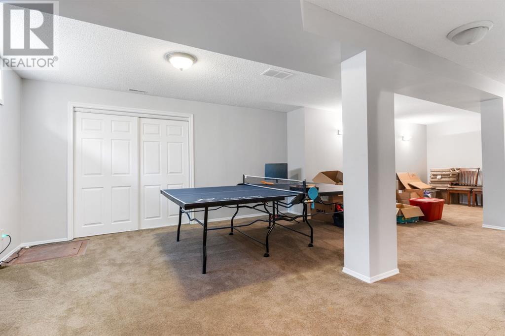Single Family House for Sale in  Harvest Oak Green NE Harvest Hills Calgary 