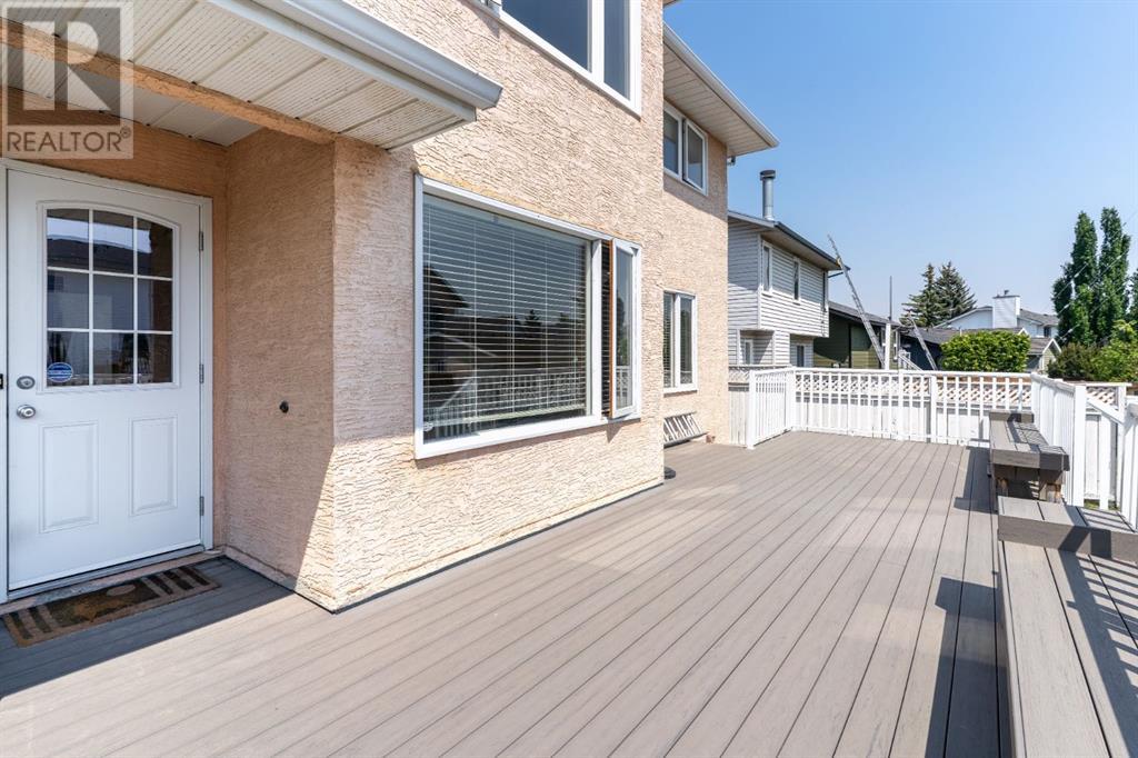 Single Family House for Sale in  Harvest Oak Green NE Harvest Hills Calgary 