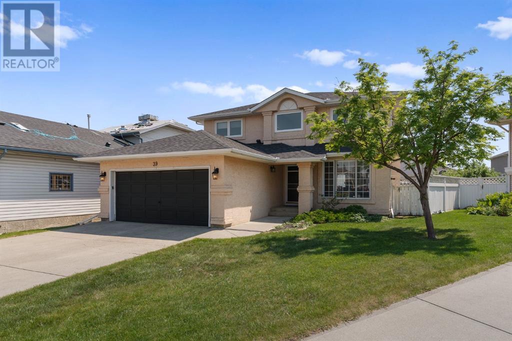 Single Family House for Sale in  Harvest Oak Green NE Harvest Hills Calgary 