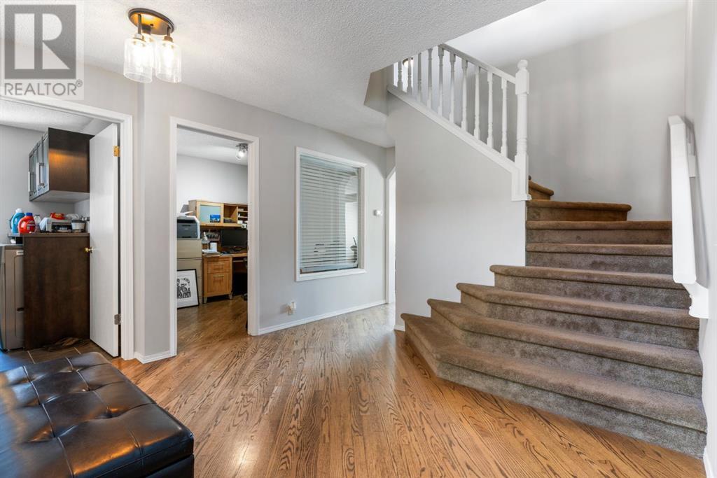 Single Family House for Sale in  Harvest Oak Green NE Harvest Hills Calgary 