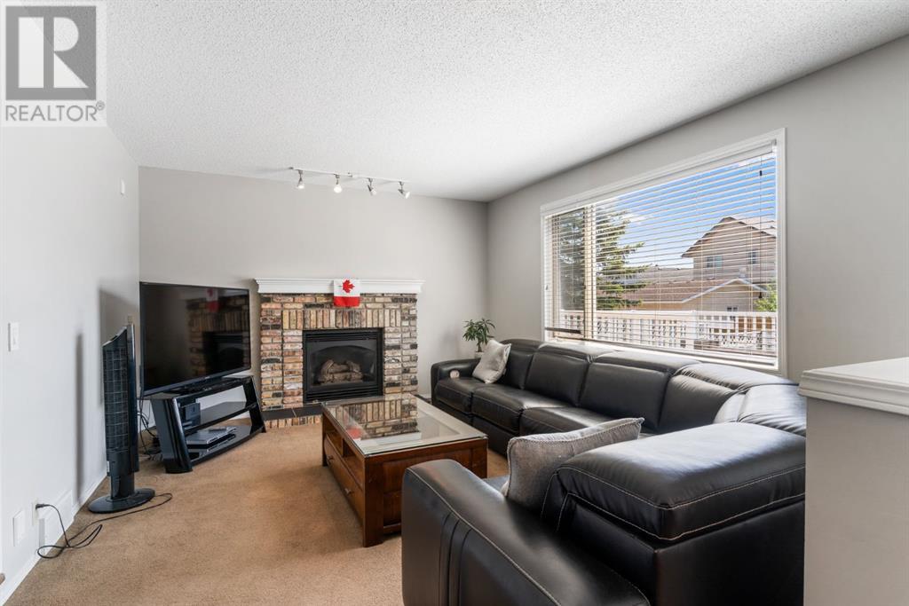 Single Family House for Sale in  Harvest Oak Green NE Harvest Hills Calgary 