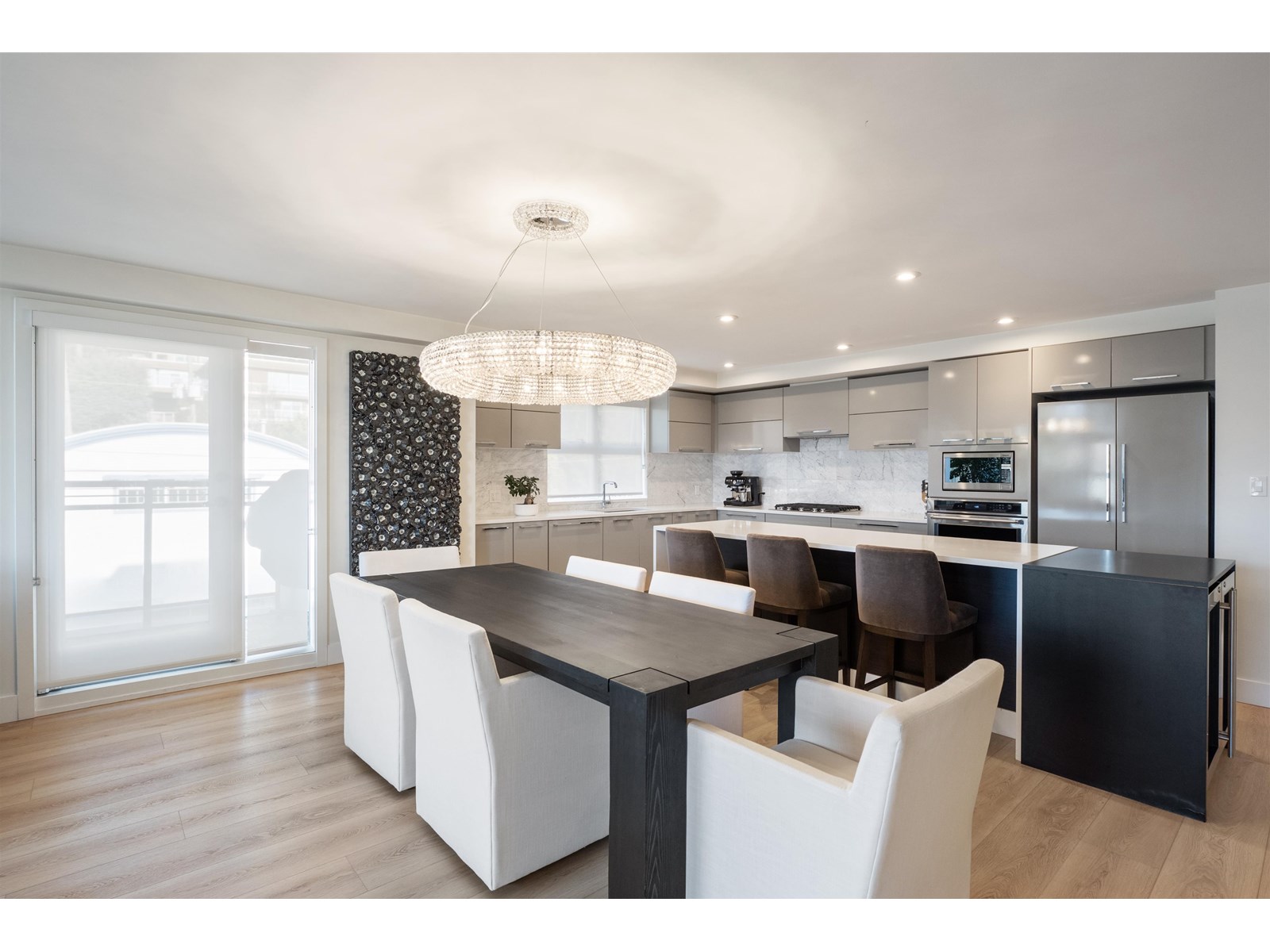 303 1160 OXFORD STREET, White Rock