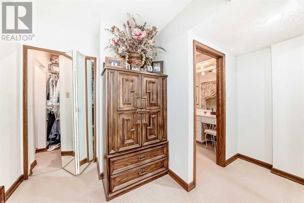 Single Family House Bungalow for Sale in   Street NW Hounsfield Heights/Briar Hill Calgary 