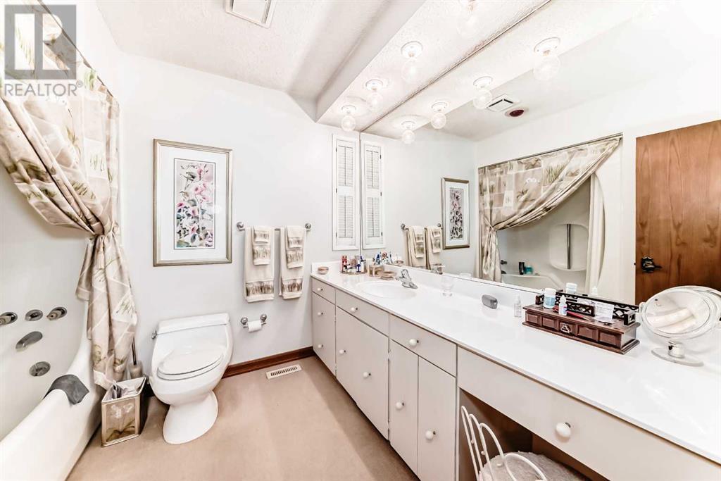 Single Family House Bungalow for Sale in   Street NW Hounsfield Heights/Briar Hill Calgary 