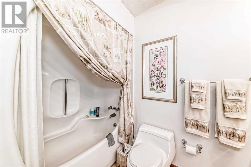 Single Family House Bungalow for Sale in   Street NW Hounsfield Heights/Briar Hill Calgary 