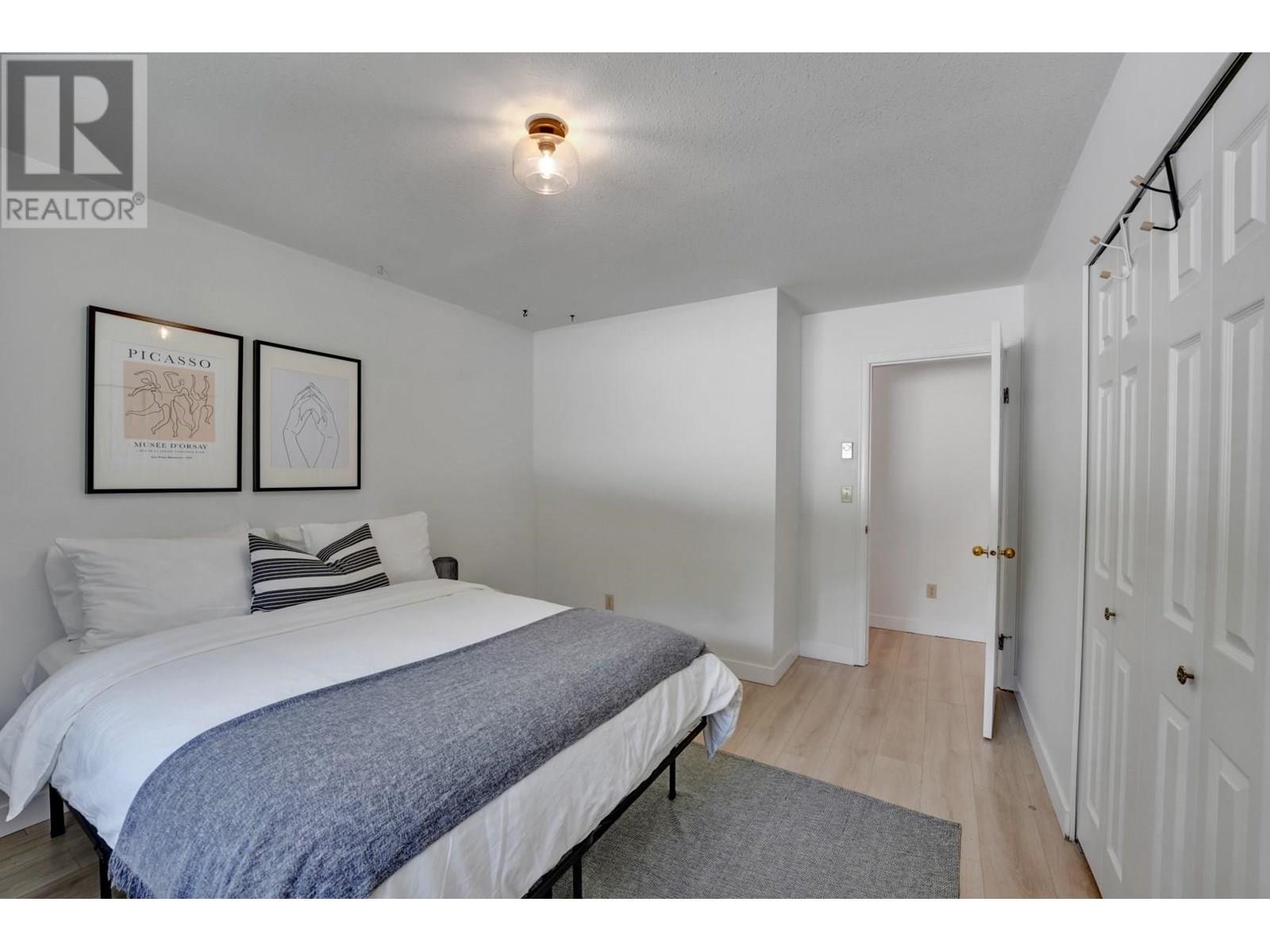 5504 DERBY ROAD, Sechelt