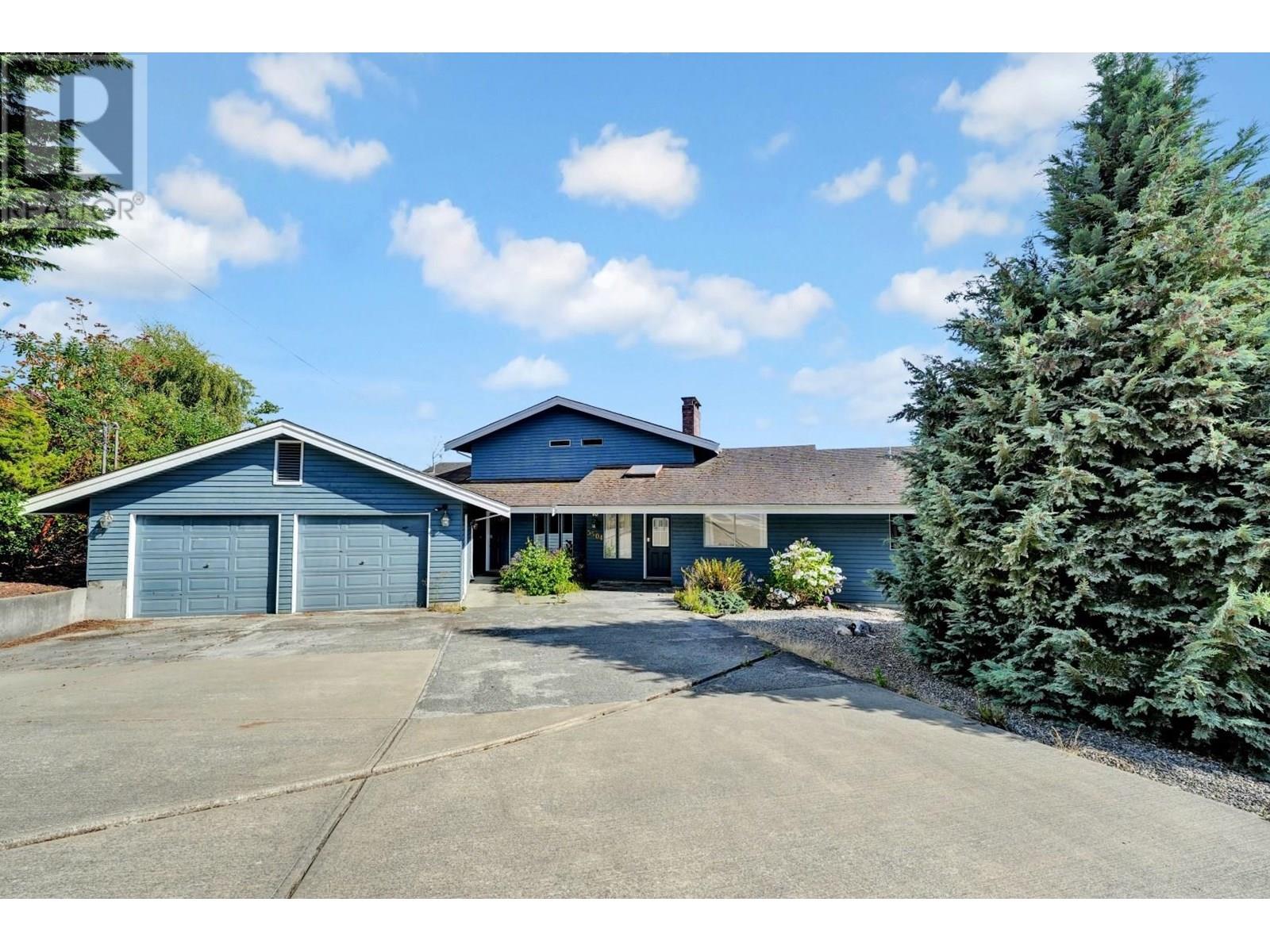 5504 DERBY ROAD, Sechelt