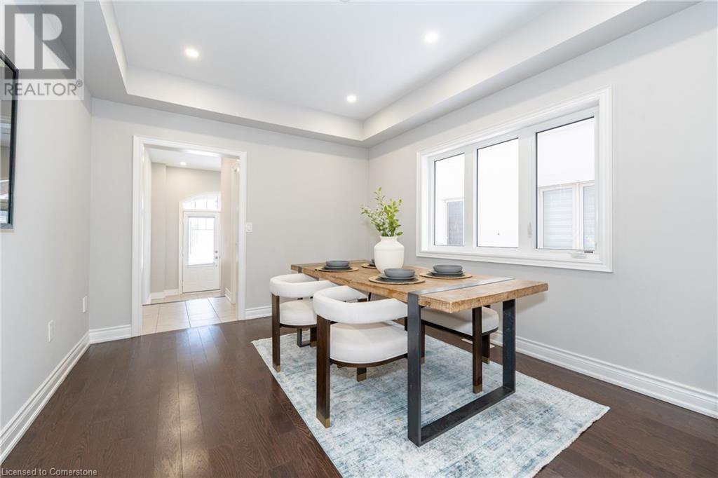 Photo 4 of 3152 Goodyear Road, Burlington ON