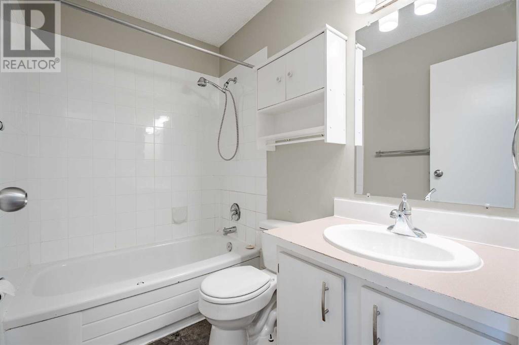 42, 2511 38 Street NE, Calgary, Alberta