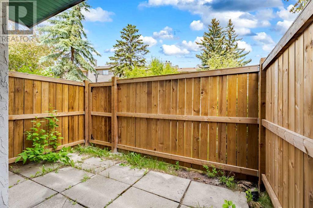 Single Family House for Sale in    Street NE Rundle Calgary 