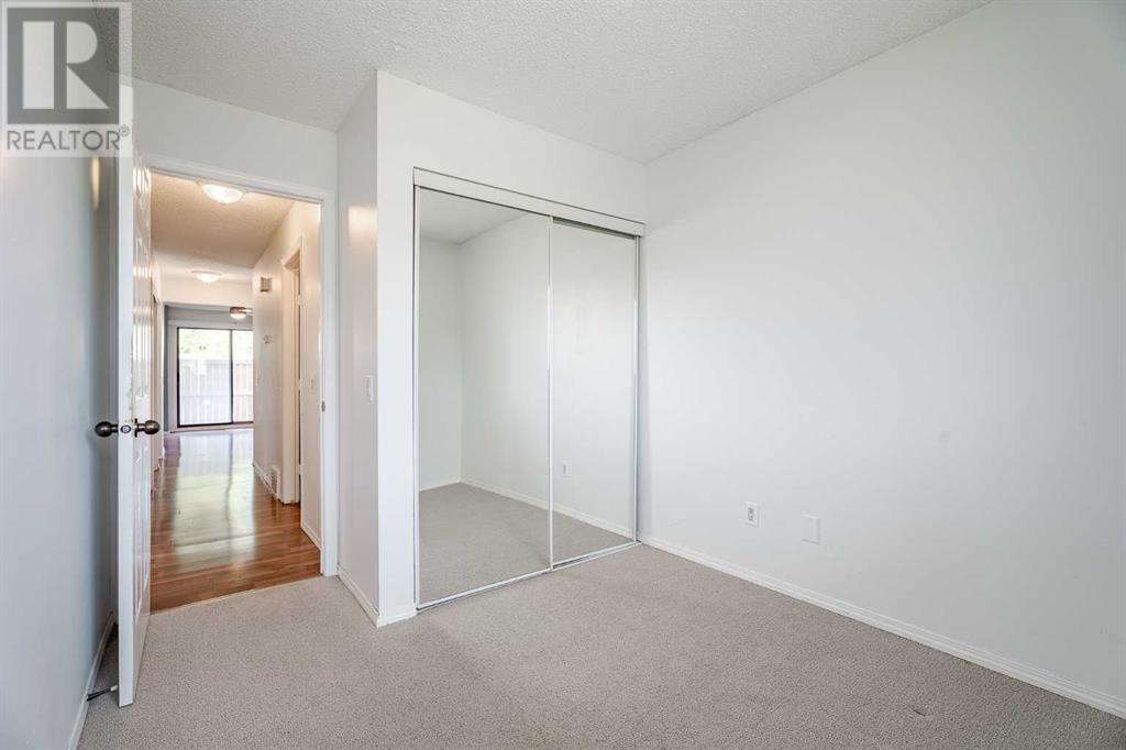 Single Family House for Sale in    Street NE Rundle Calgary 