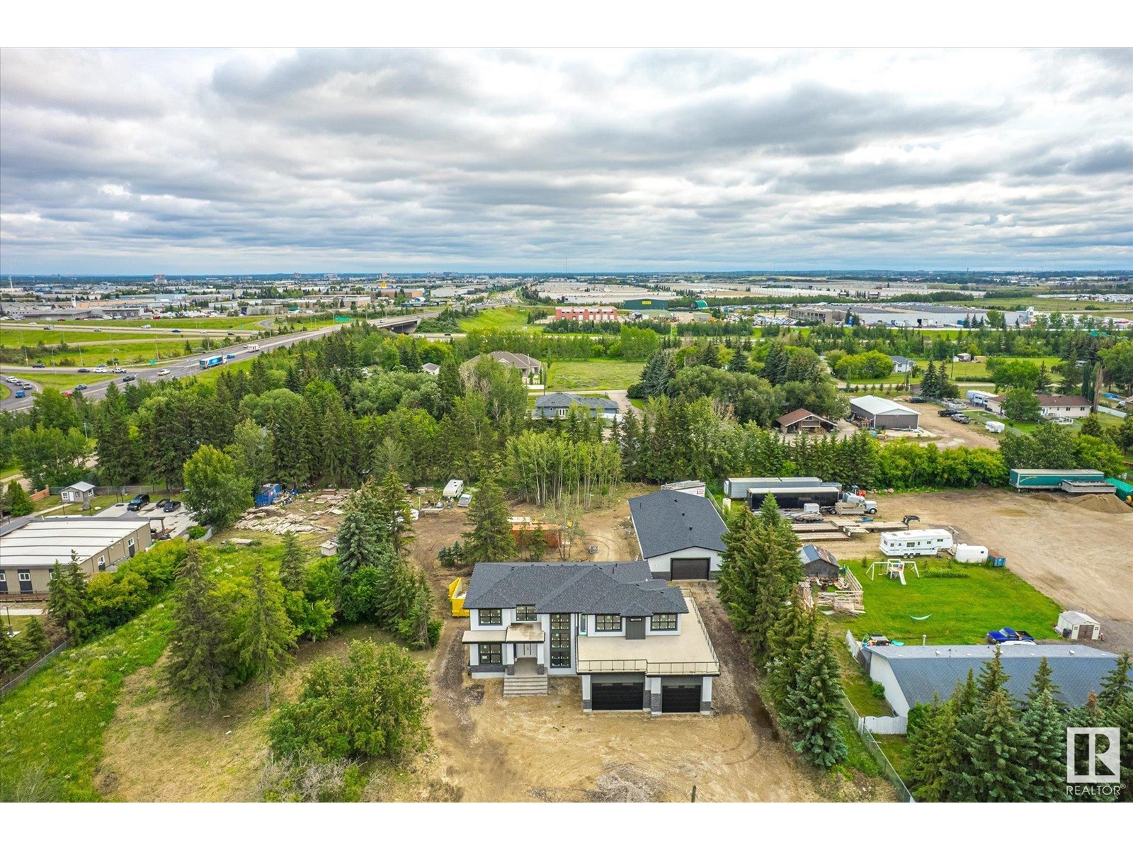 Photo 19 of 18445 122 Av Nw, Edmonton AB