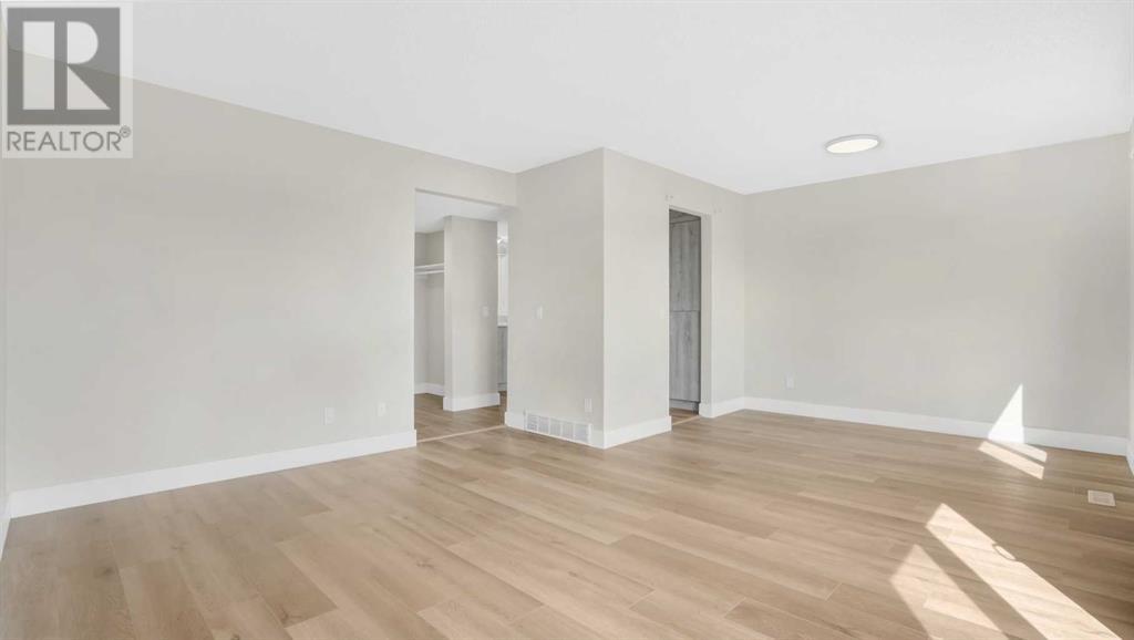 Single Family House for Sale in   Falconridge Crescent NE Falconridge Calgary 