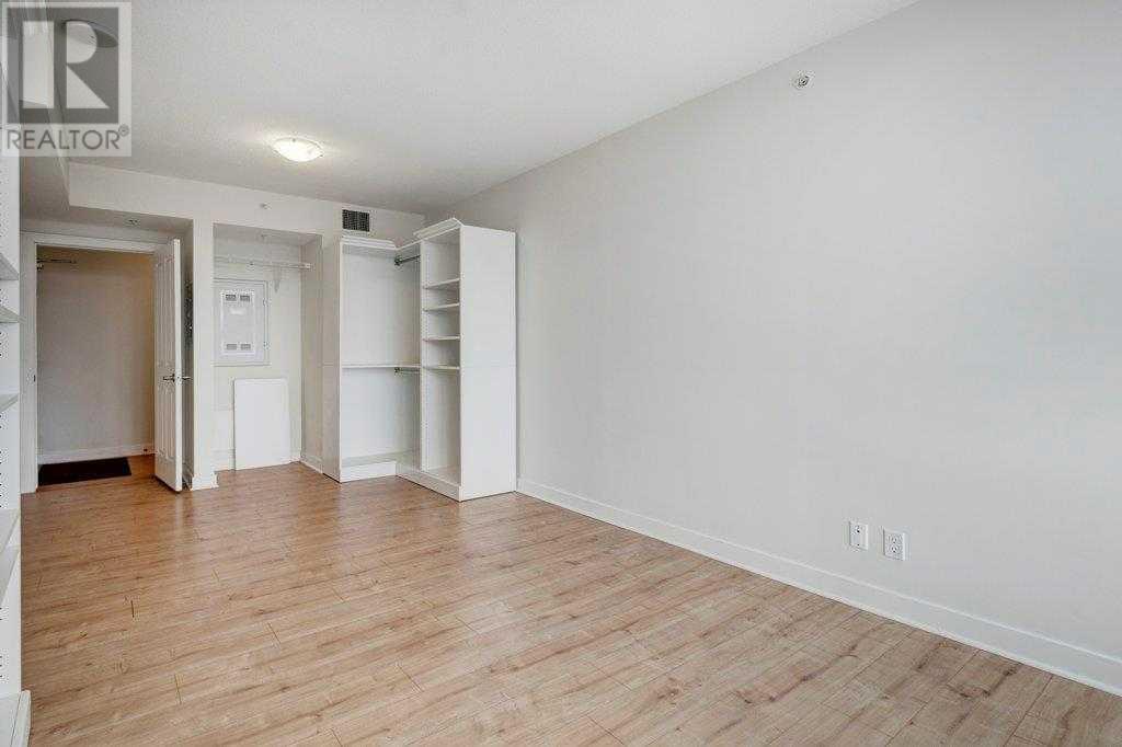 Single Family House for Sale in   Brentwood Common NW Brentwood Calgary 
