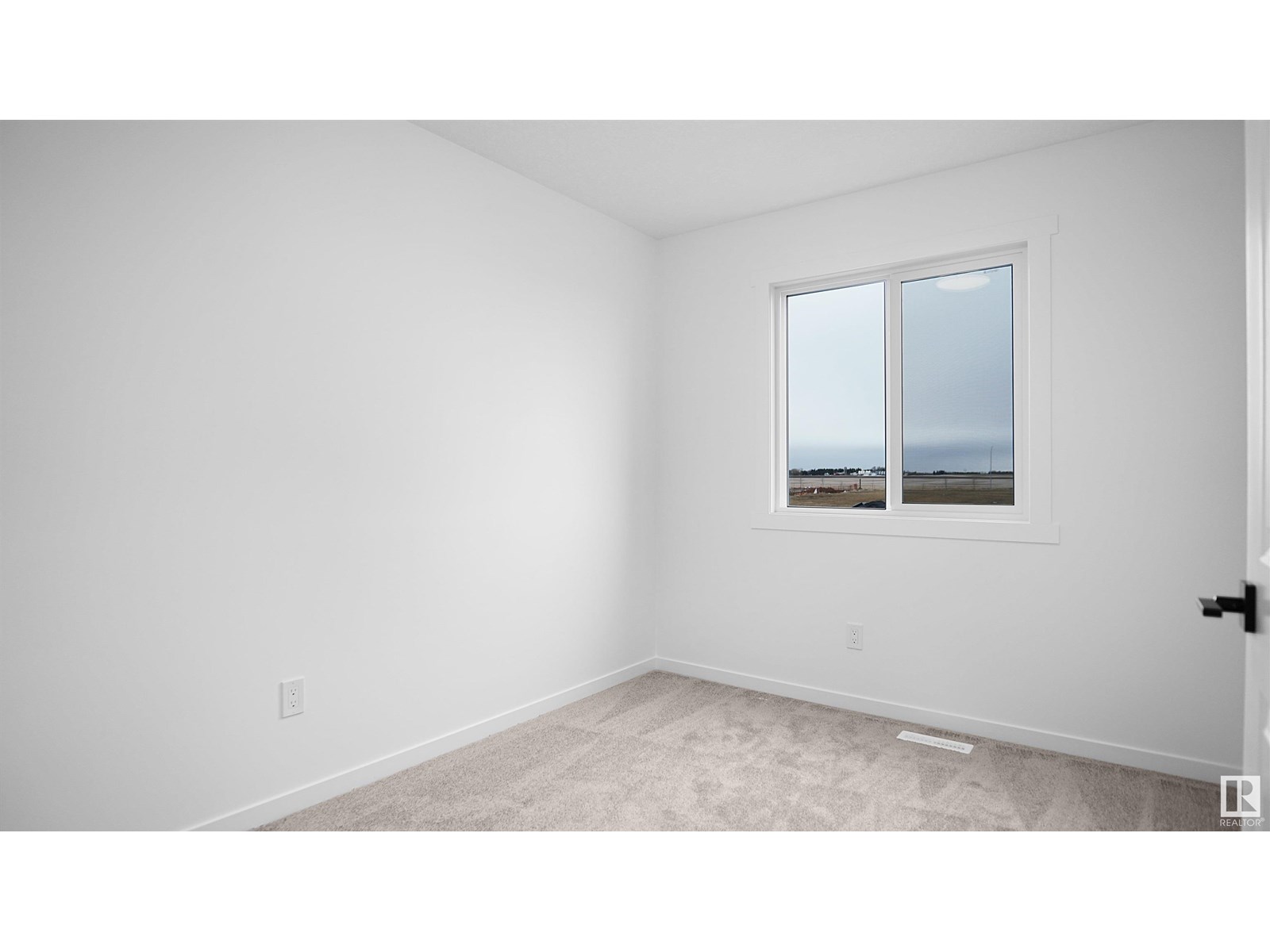 Photo 21 of 1299 Keswick Dr Sw, Edmonton AB
