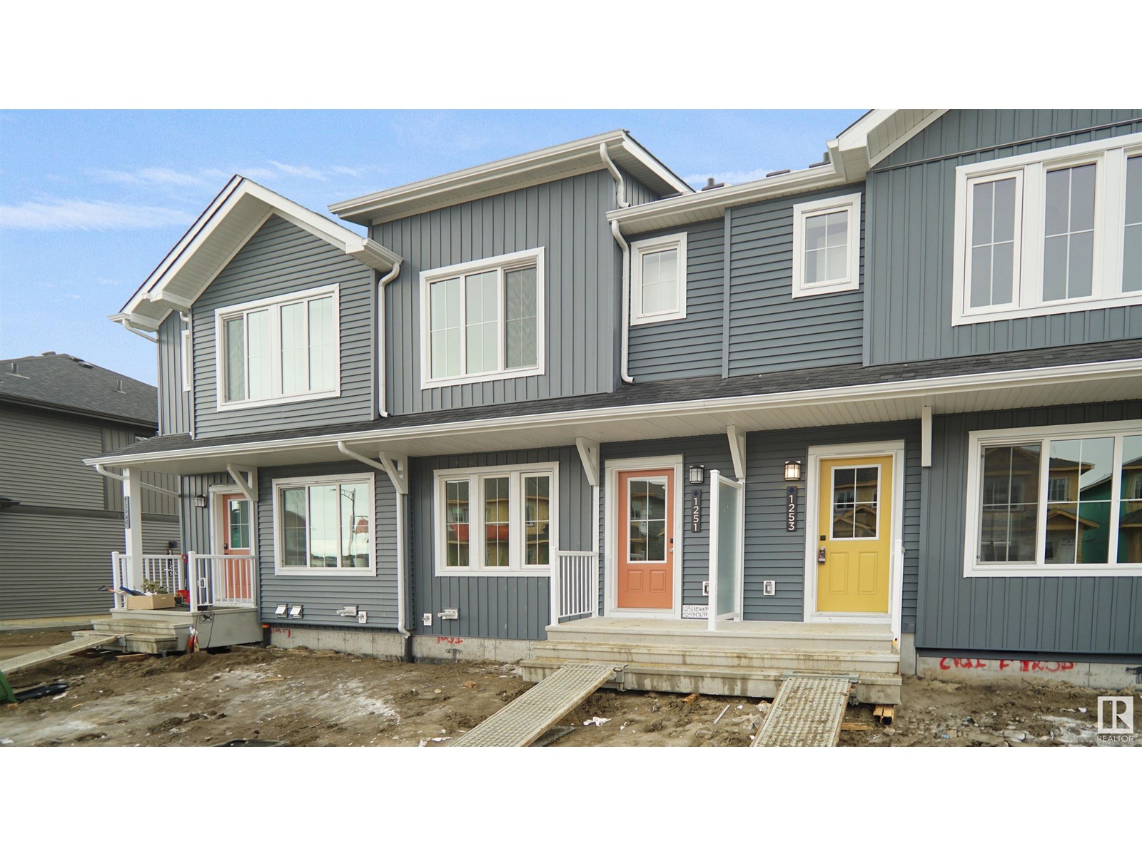 Photo 3 of 1299 Keswick Dr Sw, Edmonton AB