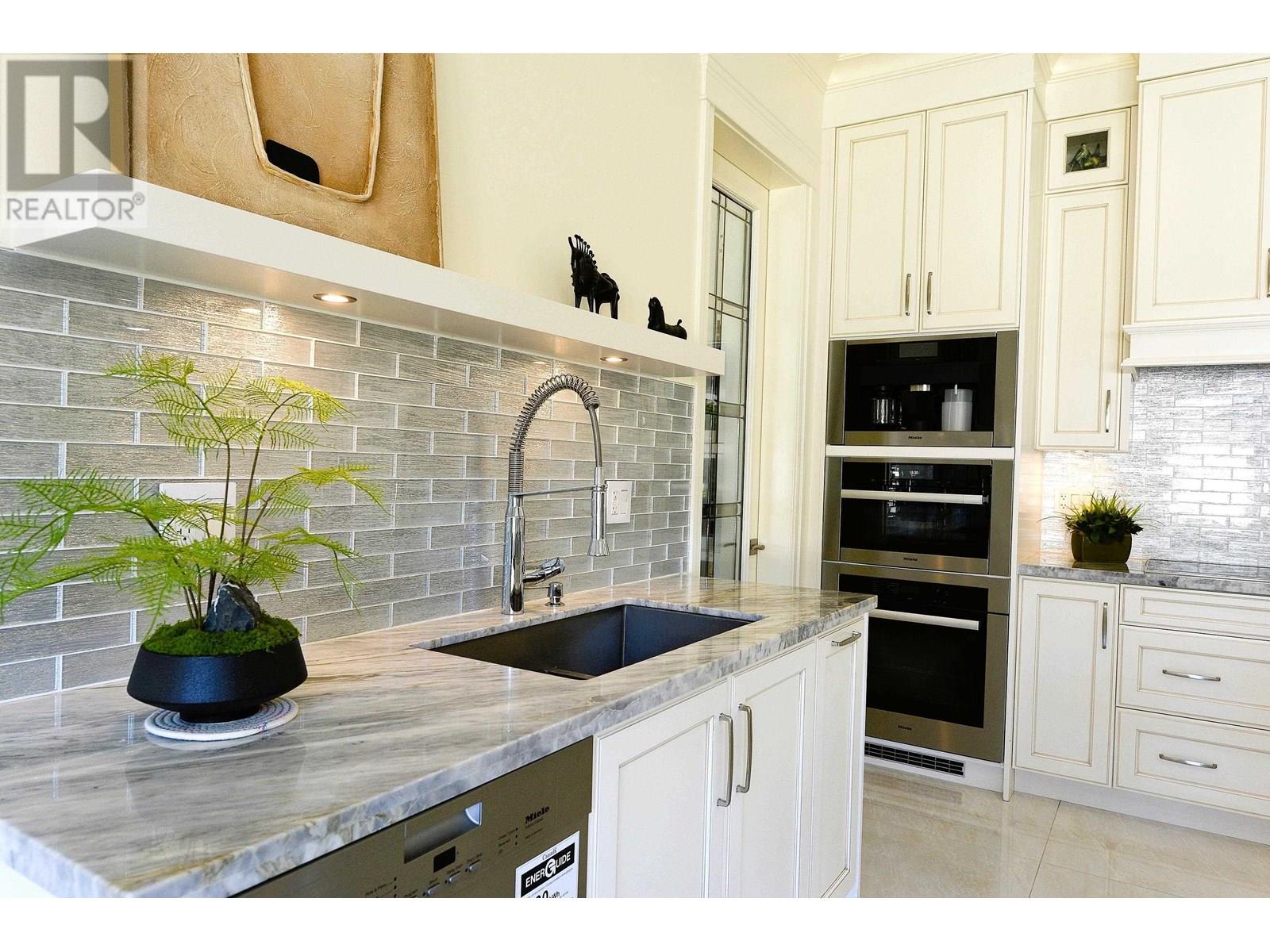 4039 W 38TH AVENUE, Vancouver