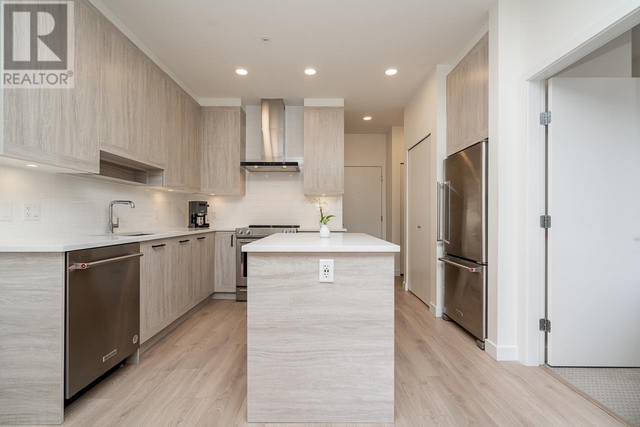 Photo 22 of 213 7579 16th Street, Burnaby BC