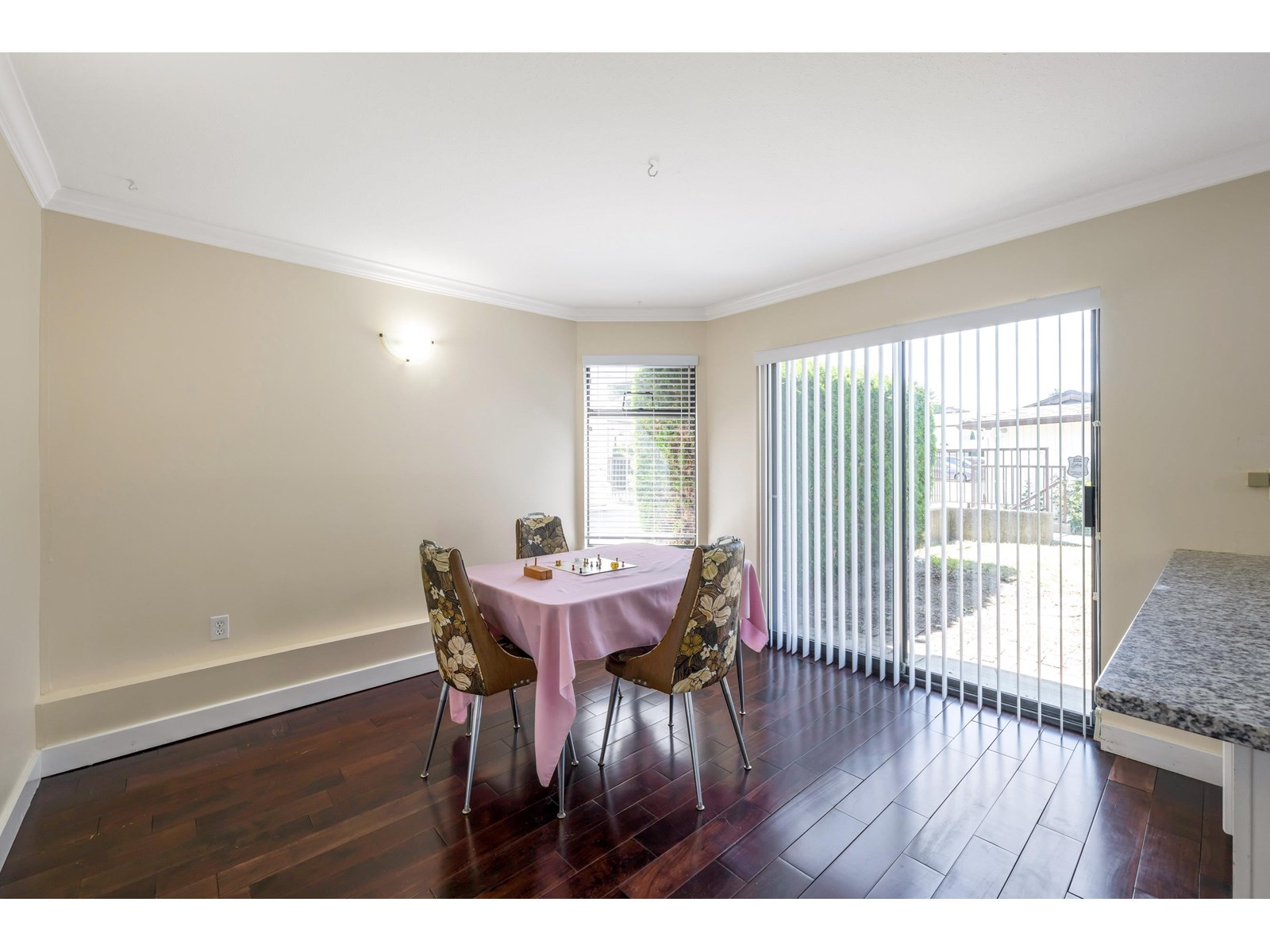 Photo 11 of 111 15153 98 Avenue, Surrey BC