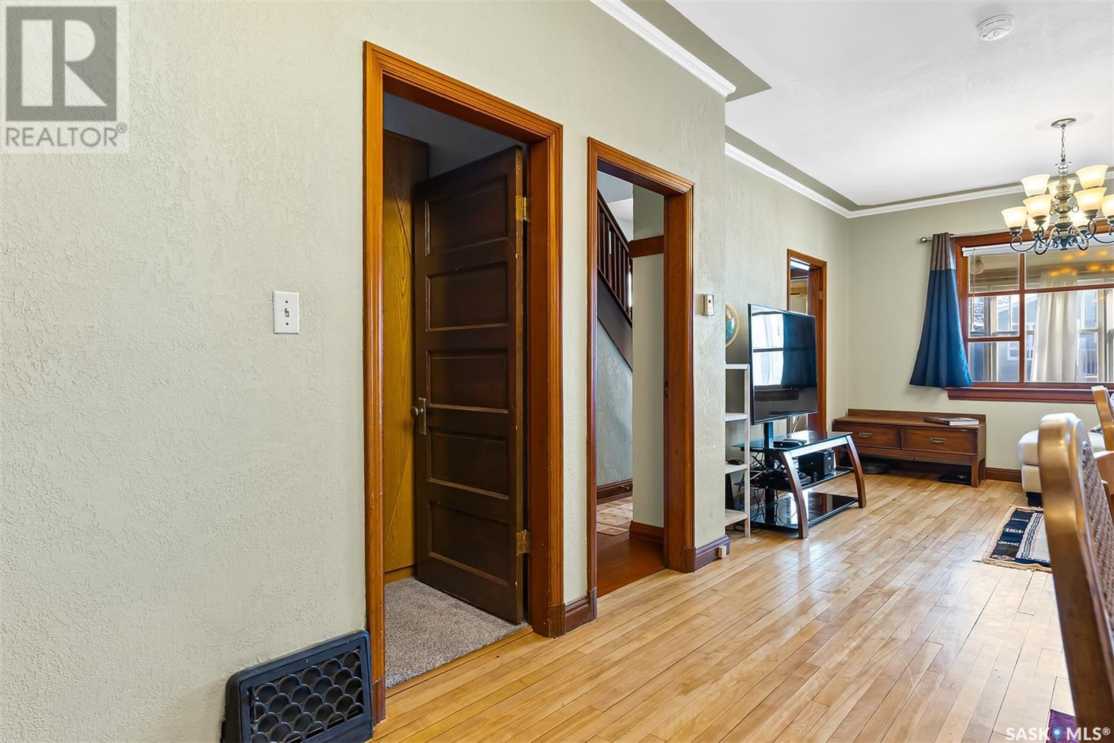 Photo 11 of 1640 Ottawa Street, Regina SK