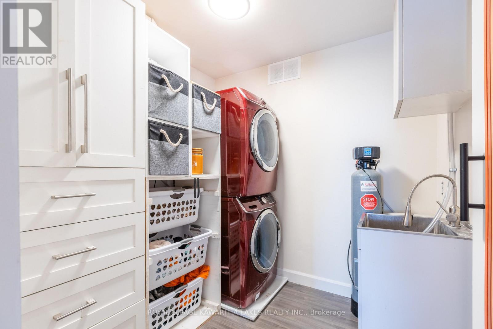 Photo 19 of 446 Dundas Street, Brock ON
