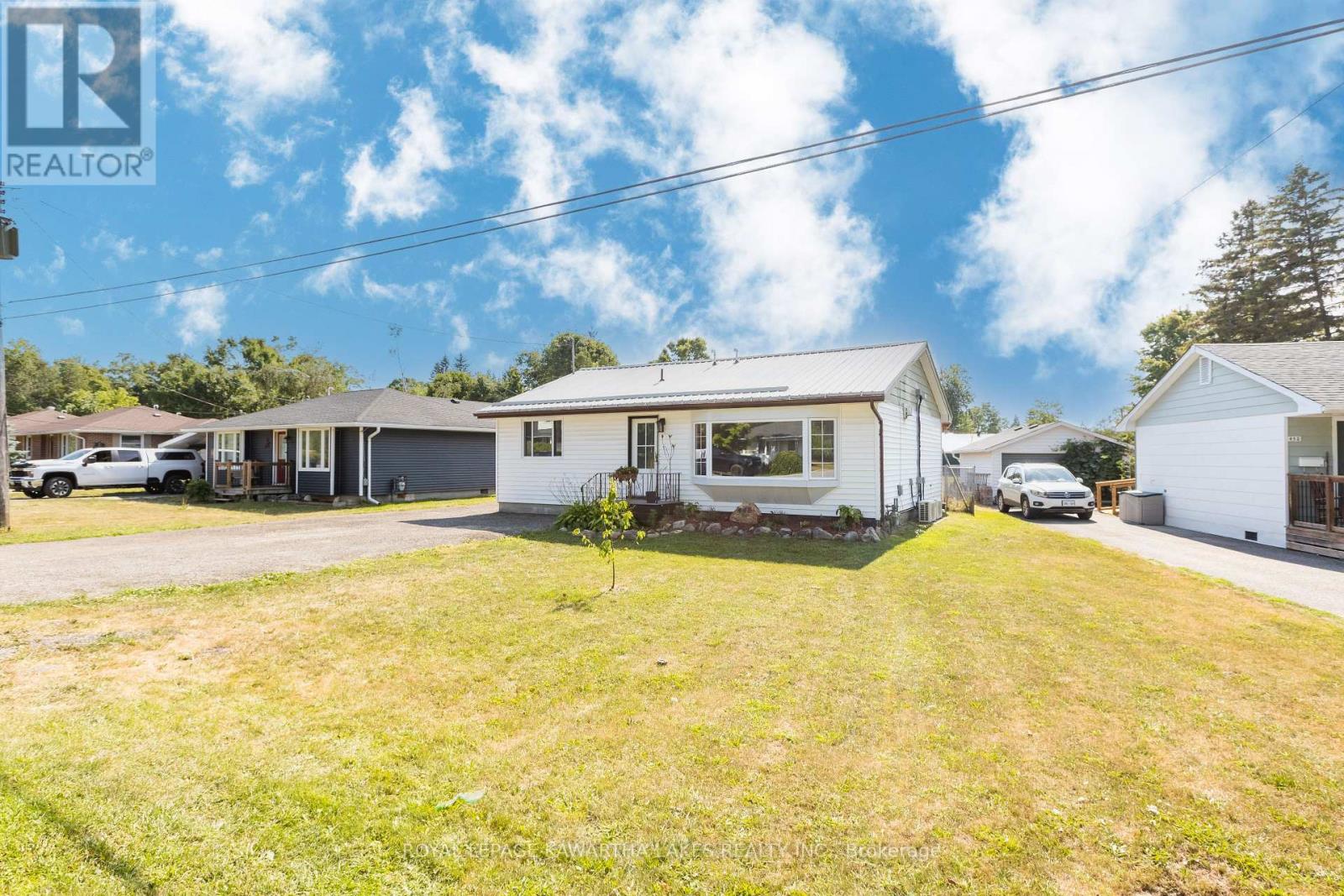 Photo 26 of 446 Dundas Street, Brock ON