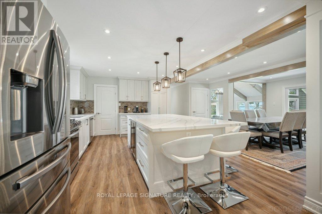 Photo 24 of 170 Moores Beach Road, Georgina ON