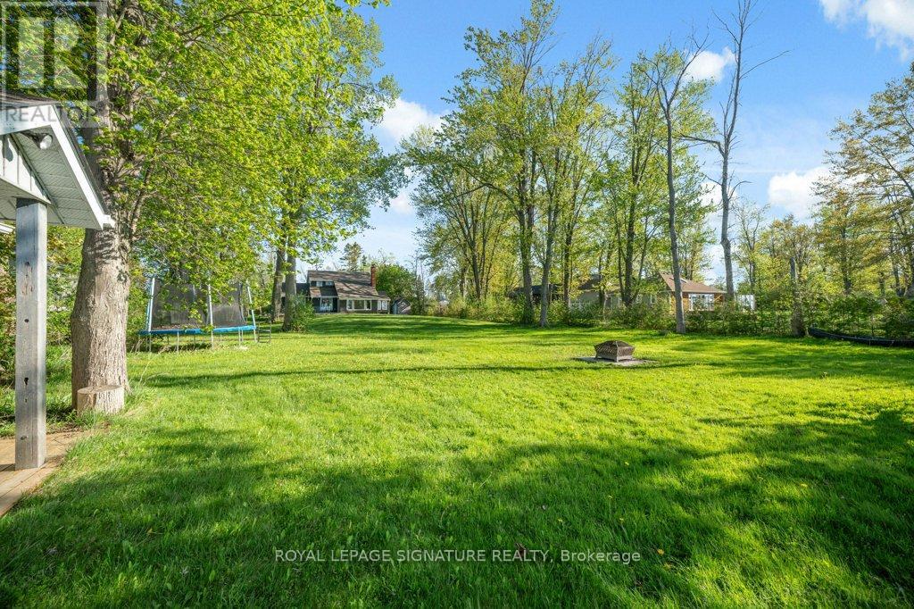 Photo 37 of 170 Moores Beach Road, Georgina ON