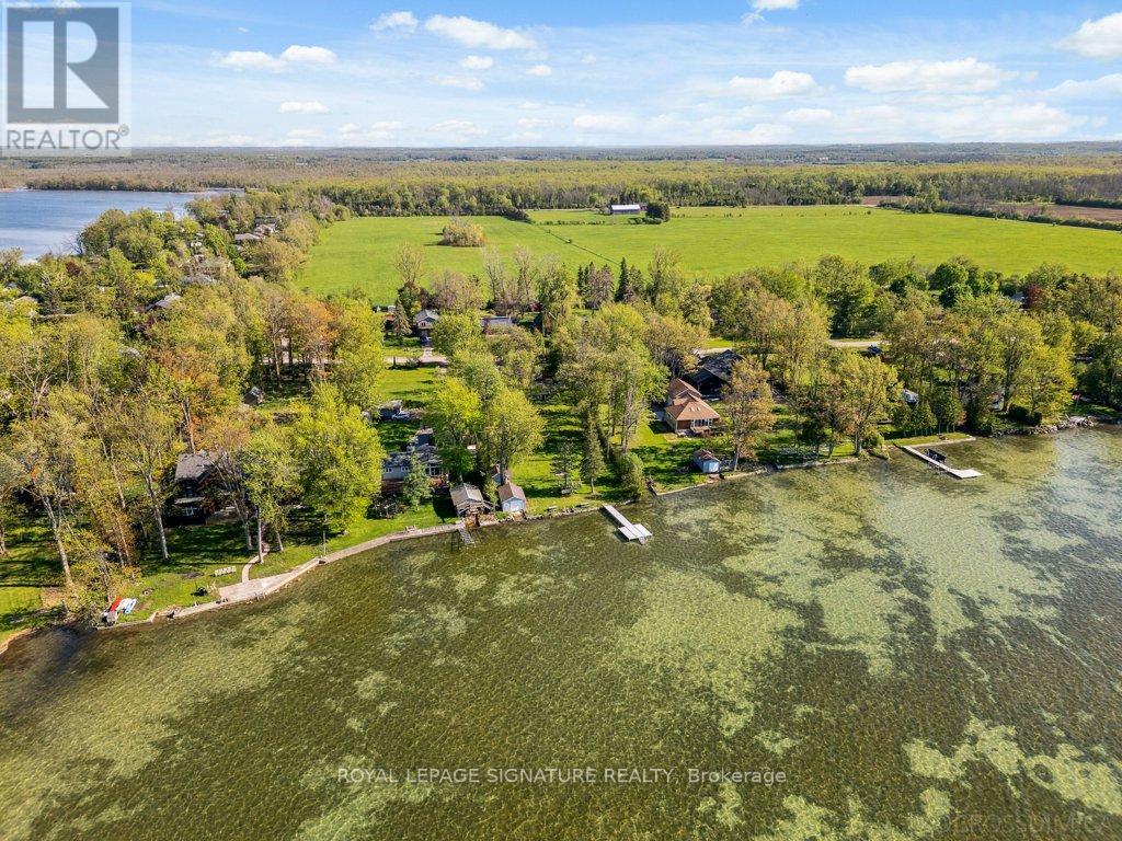 Photo 33 of 170 Moores Beach Road, Georgina ON