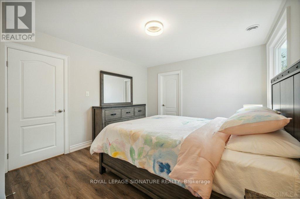 Photo 19 of 170 Moores Beach Road, Georgina ON