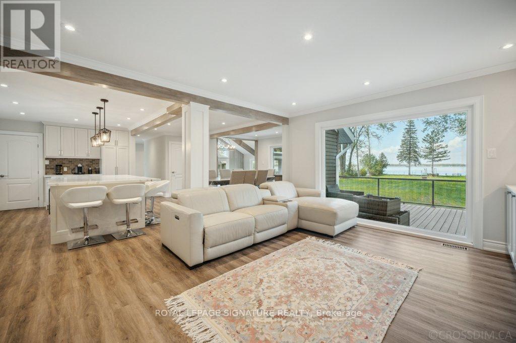 Photo 34 of 170 Moores Beach Road, Georgina ON