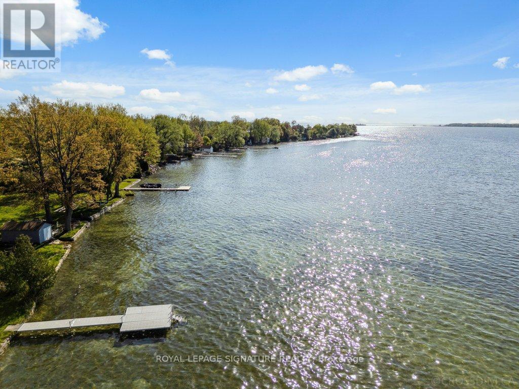 Photo 10 of 170 Moores Beach Road, Georgina ON