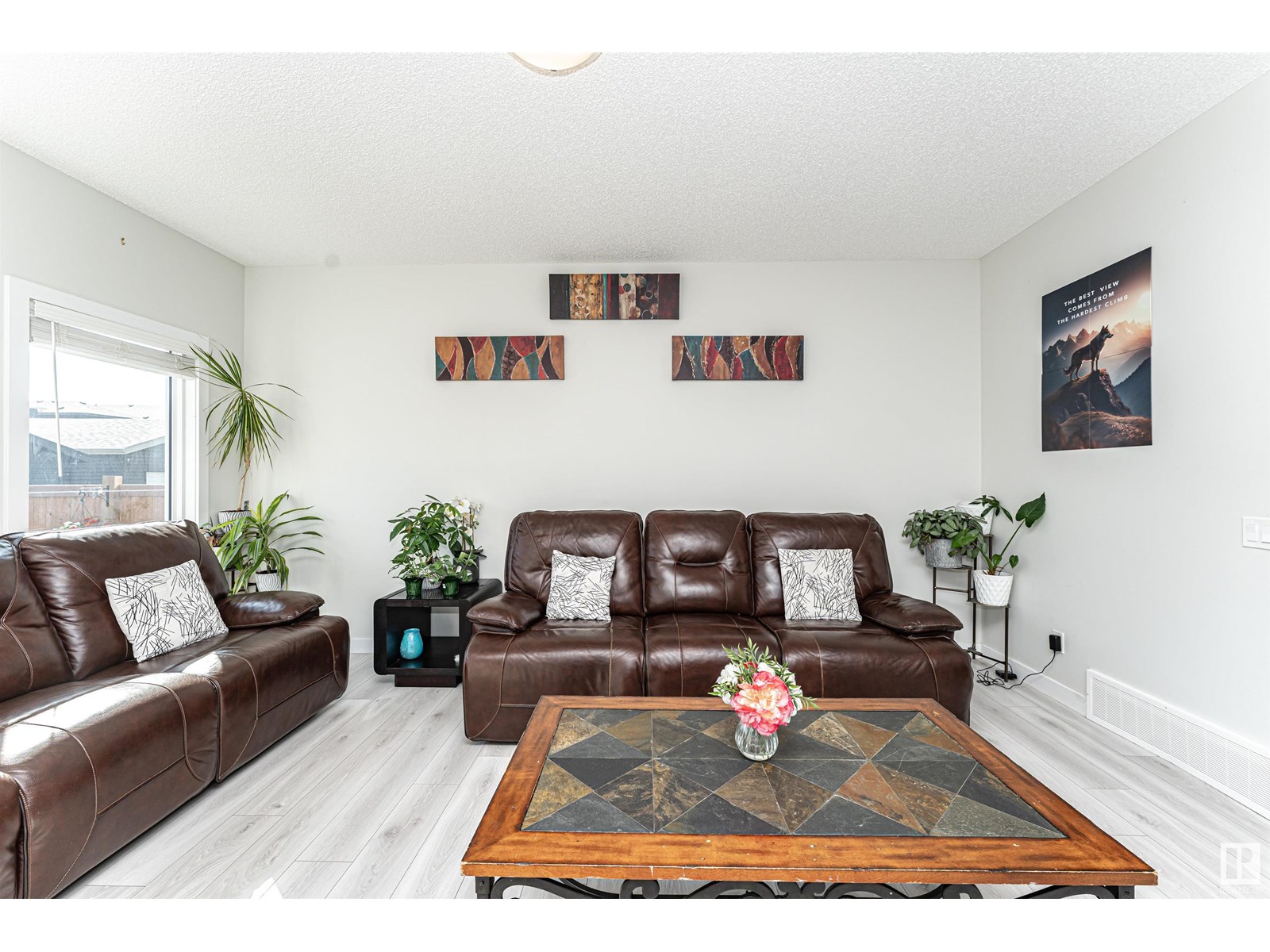 Photo 7 of 636 Orchards Bv Sw, Edmonton AB