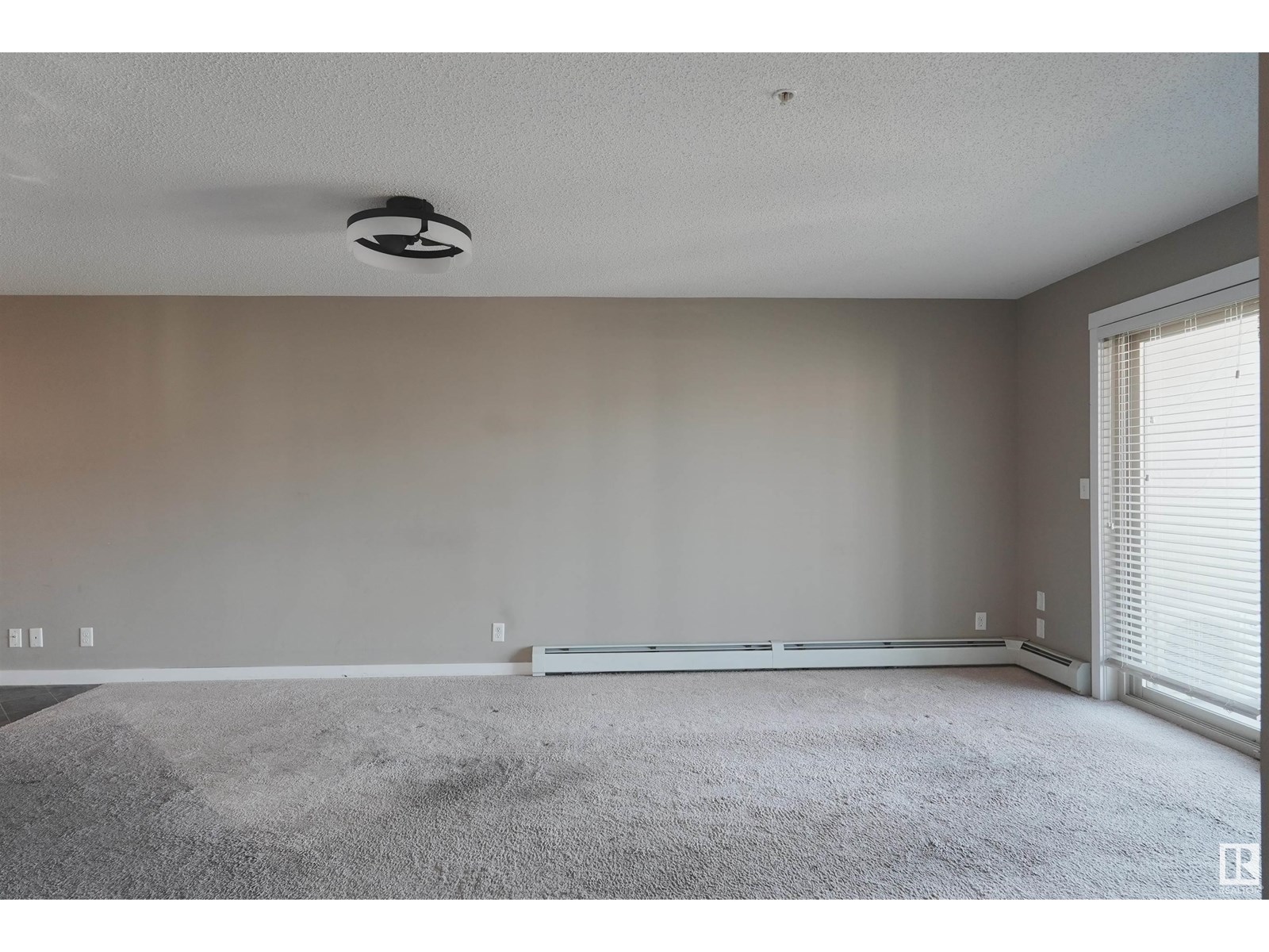 Photo 10 of 313 3211 James Mowatt Trail Sw, Edmonton AB