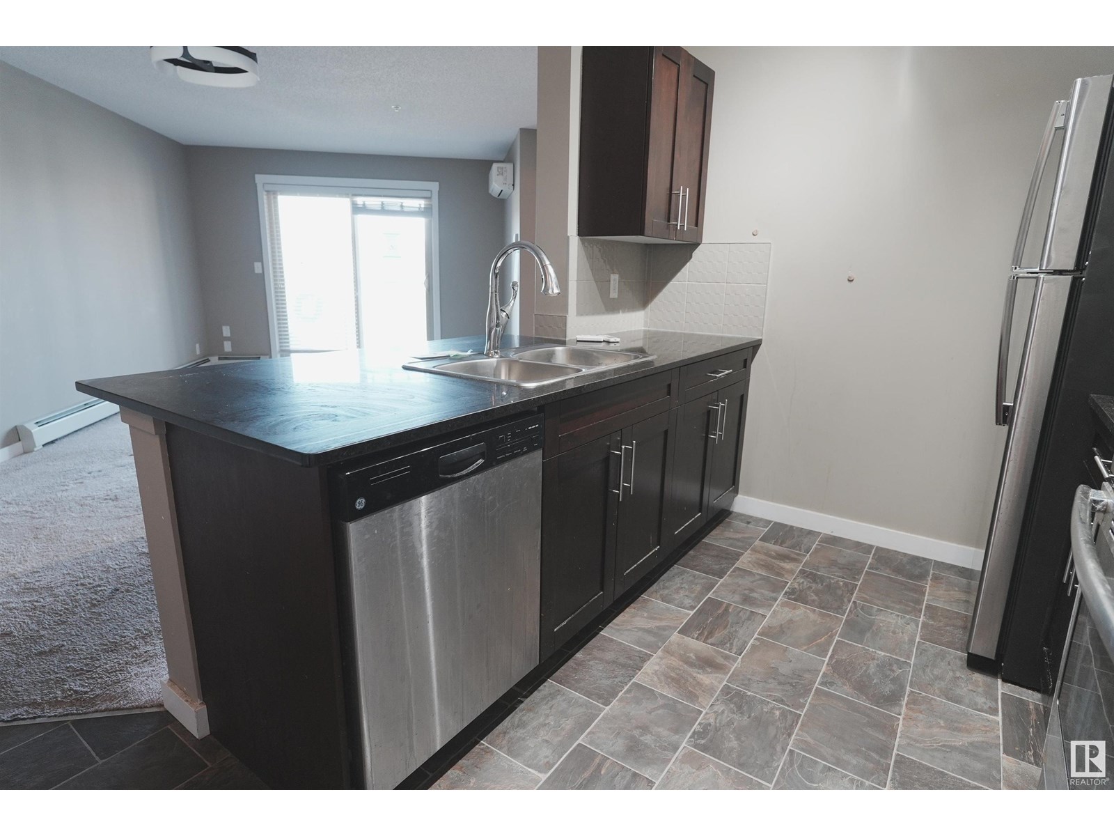 Photo 17 of 313 3211 James Mowatt Trail Sw, Edmonton AB