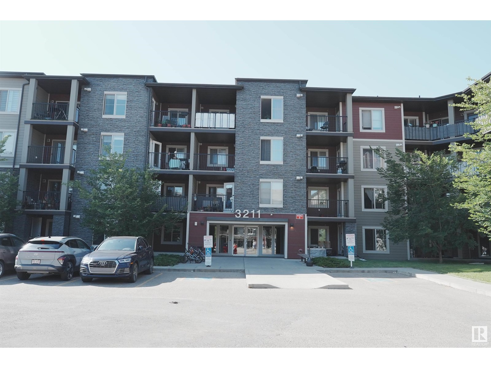 Photo 2 of 313 3211 James Mowatt Trail Sw, Edmonton AB