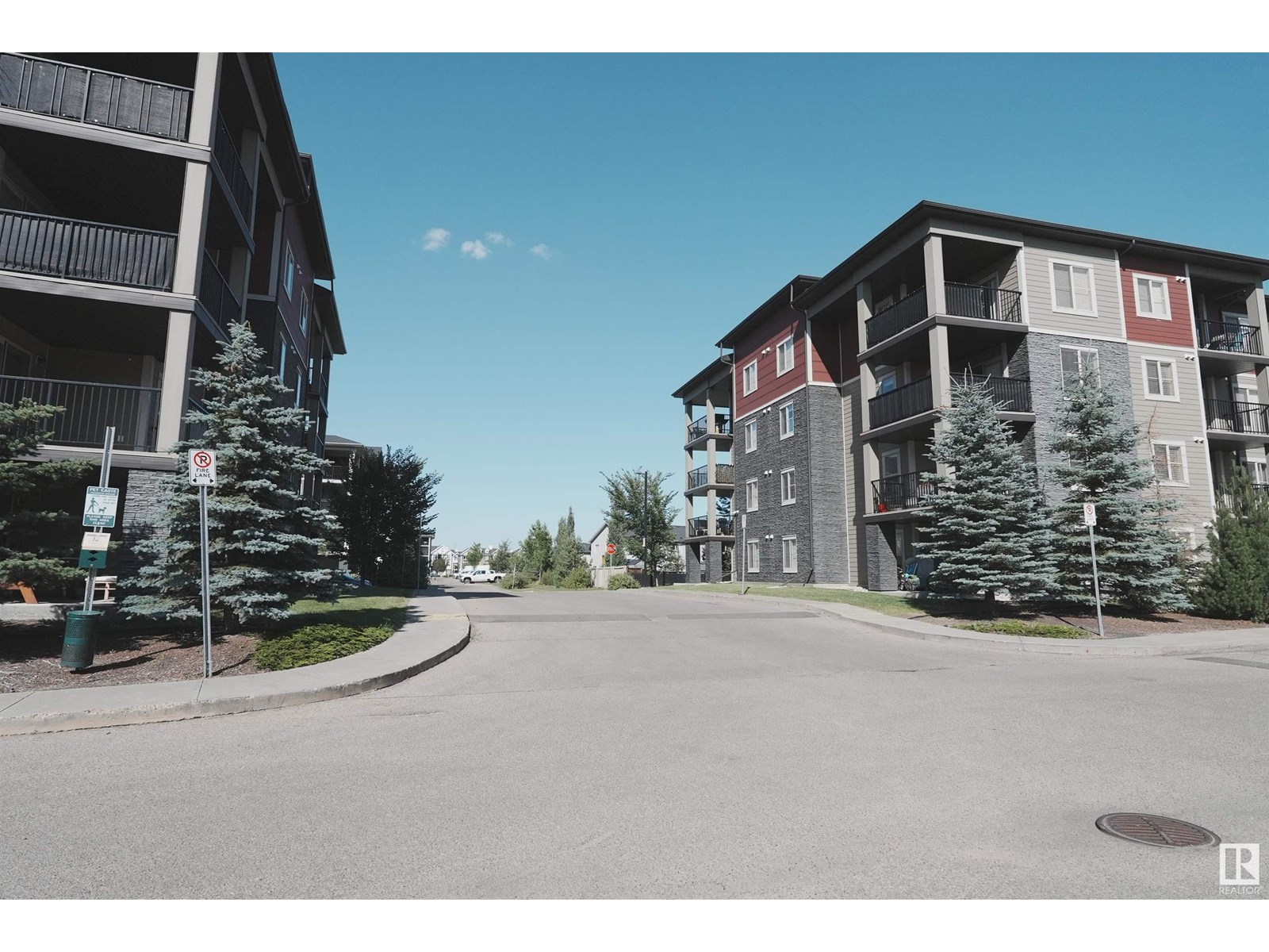 Photo 3 of 313 3211 James Mowatt Trail Sw, Edmonton AB