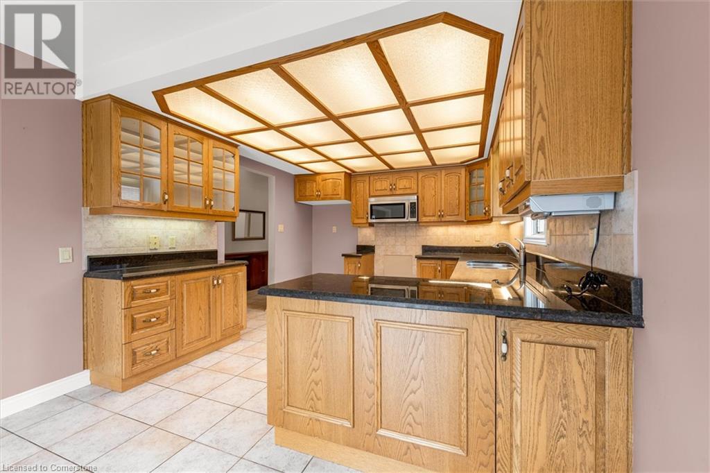 Photo 16 of 66 Chelmsford Place, Hamilton ON