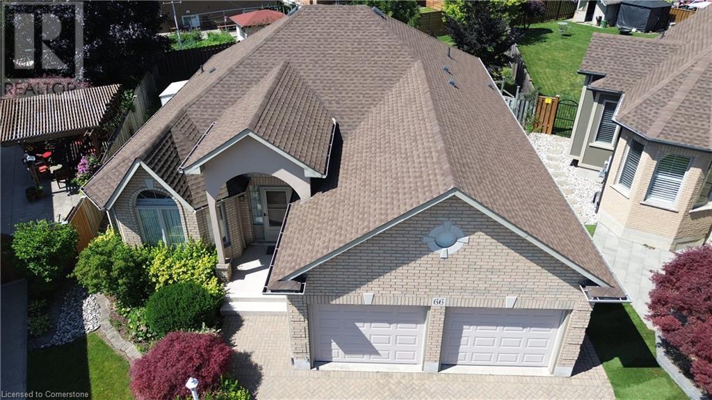 Photo 2 of 66 Chelmsford Place, Hamilton ON